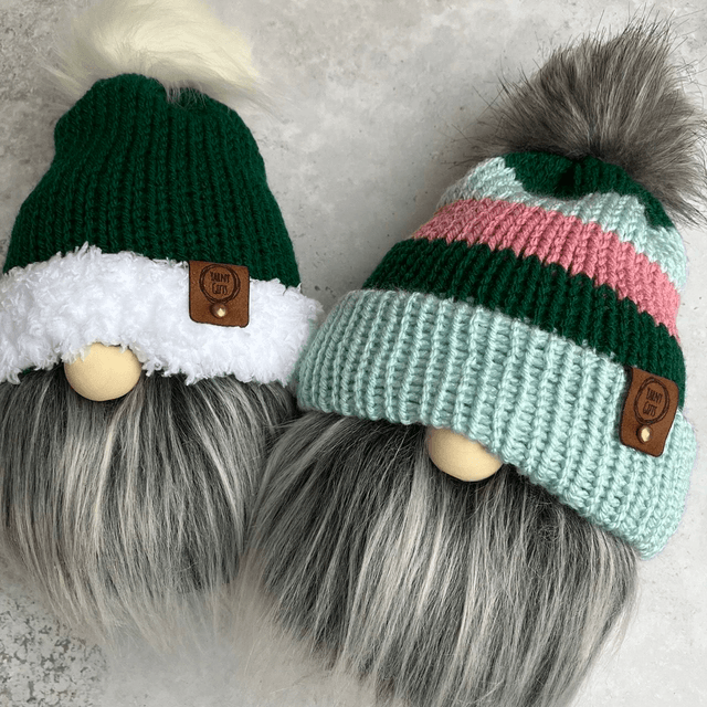 Green and pink stripy gnome