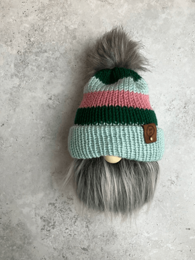 Green and pink stripy gnome