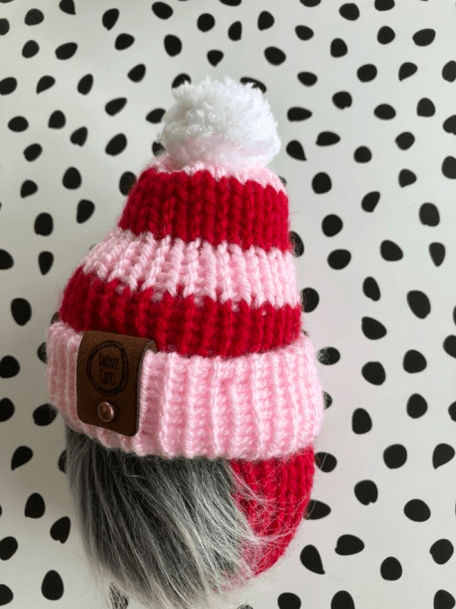 Mini pink and red collection gnome